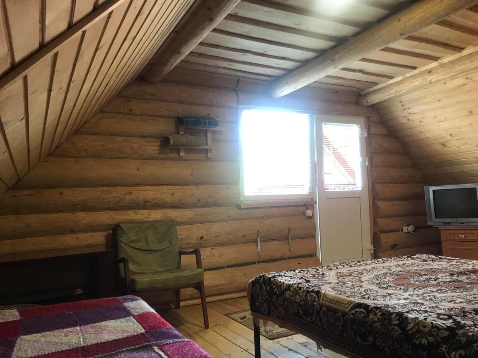 У Олега Hotel Verkhne-Studenyy Luaran gambar